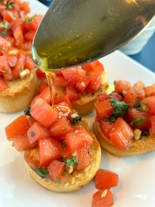 balsamic glazed bruschetta