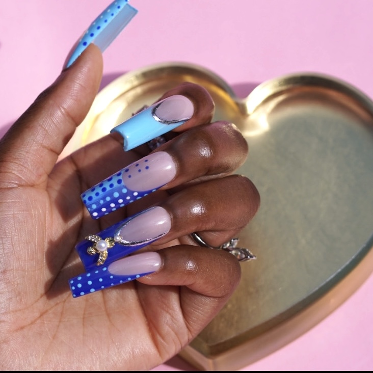 Blue Abstract Press on Nails