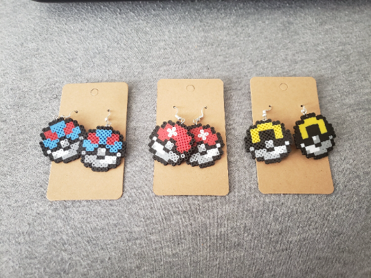 Poke Ball Perler Bead Earrings miiriya