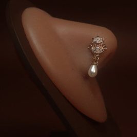 Claudette Pearl Clip-On Nose Fake Piercing