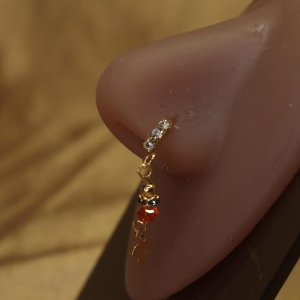 Dynamic Dangling Ball with 3-Side Charm nose hoop