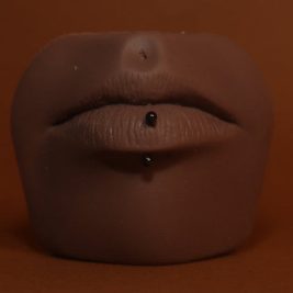 Blackout lip ring 16g