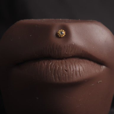 GOOD QUALITY SUN FLOWER LABRET LIP PIERCING