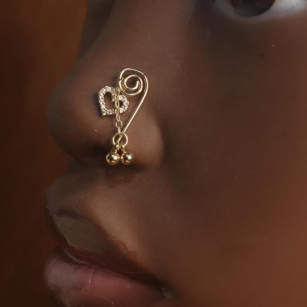 Heart Shape Shiny Gem Dangle Wire Dangle Nose Cuff