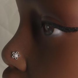 Little Rhinestone Flower Nose Stud Piercing