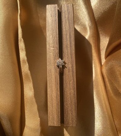 MISA  Star Nose Clip-On Cuff Jewelry