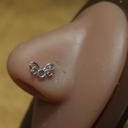 Modern Swirl Nose Ring
