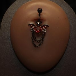 Red Gemmed Spat Sparkler Bat Belly Button