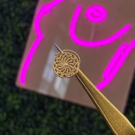 Spiral Flower Nose Stud corkscrew