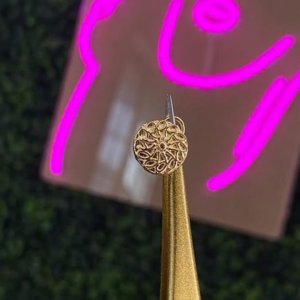 Swirl Circle Gold Corkscrew Nose Stud