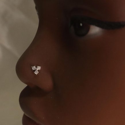 Triangle Three Gem Nose Stud Piercing
