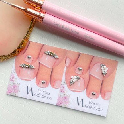Nail Decals | Daisy Glow- Toes | Luxury Handpainted Nail Art Decals