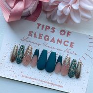 Evergreen Slay | Christmas | Custom Pre-Design Press-on Nail set