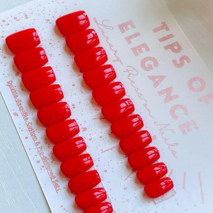 Pose | Ready to Ship Press-on Nails | 30 piece set