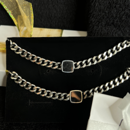 Onyx Set