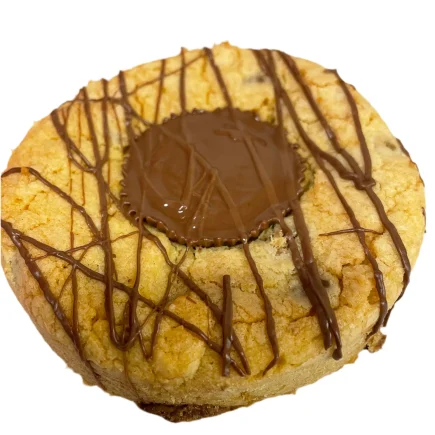 Peanut Butter Cookie with Reese’s Crumbles