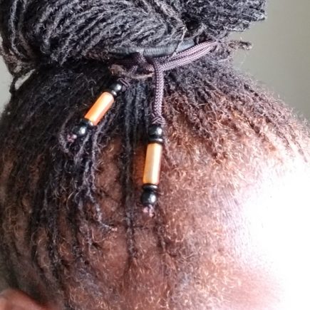 Amber Loc tie