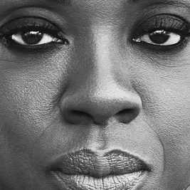 Finding Me: (Paperback) – Viola Davis