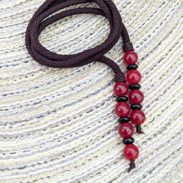 Loc tie blood red