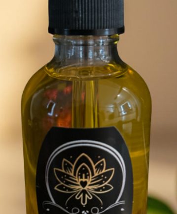 Lillie’s FeatherGlow Hair Oil