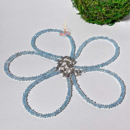 Blue Topaz Bracelet: Communication & Clarity