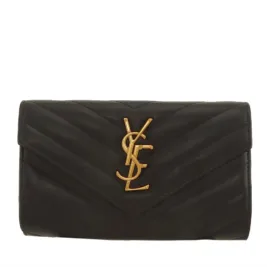 Metal Letter Engraved Chevron Quilted Handbag