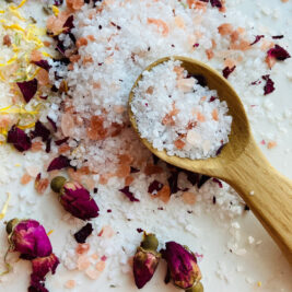 Rose Detox Support Bath Soak – Rejuvenate, Cleanse & Glow Naturally