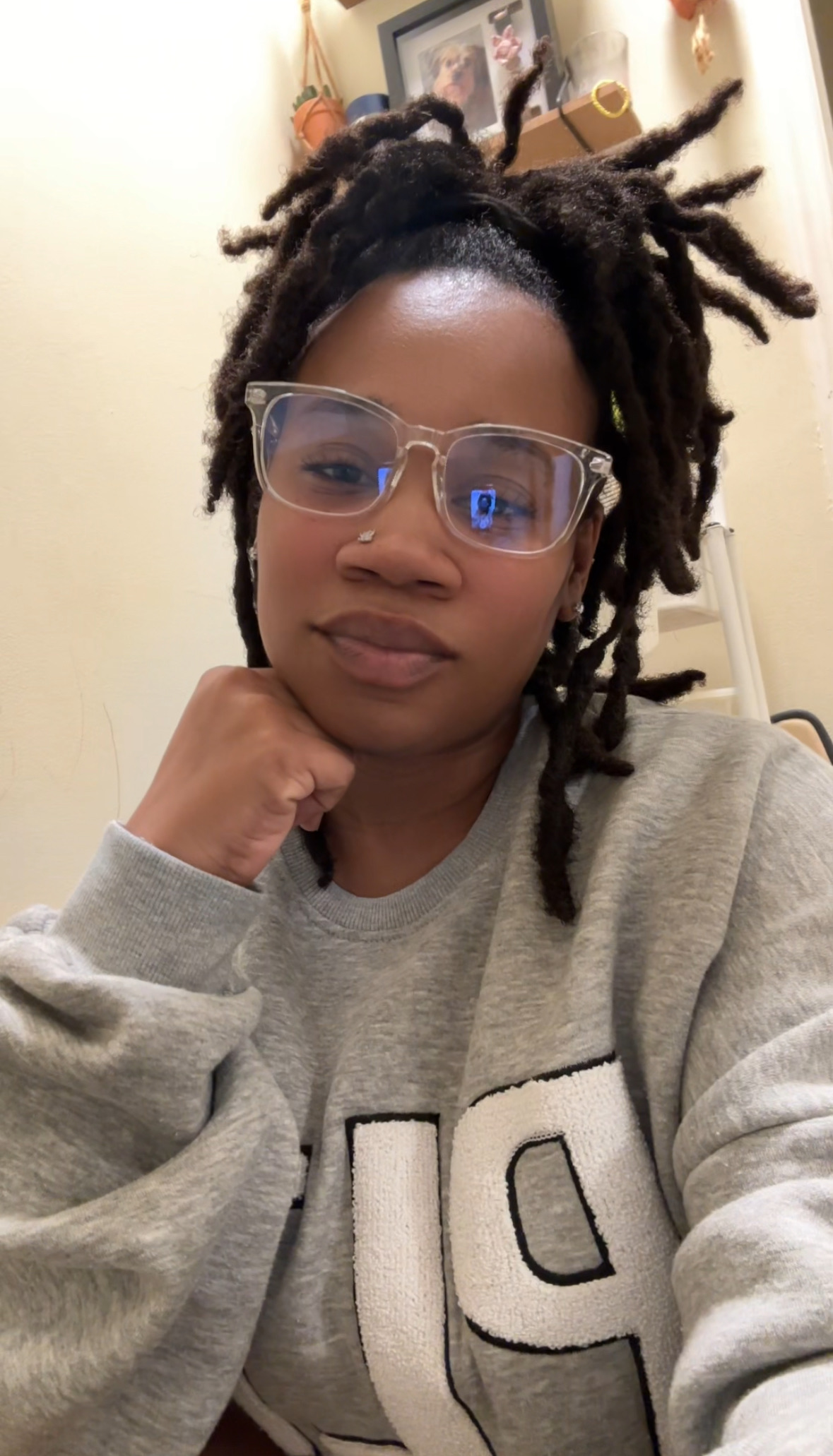 Looking for work in child care or vet med