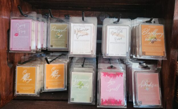 Spring Fling Wax Melt - Essentials, Candles