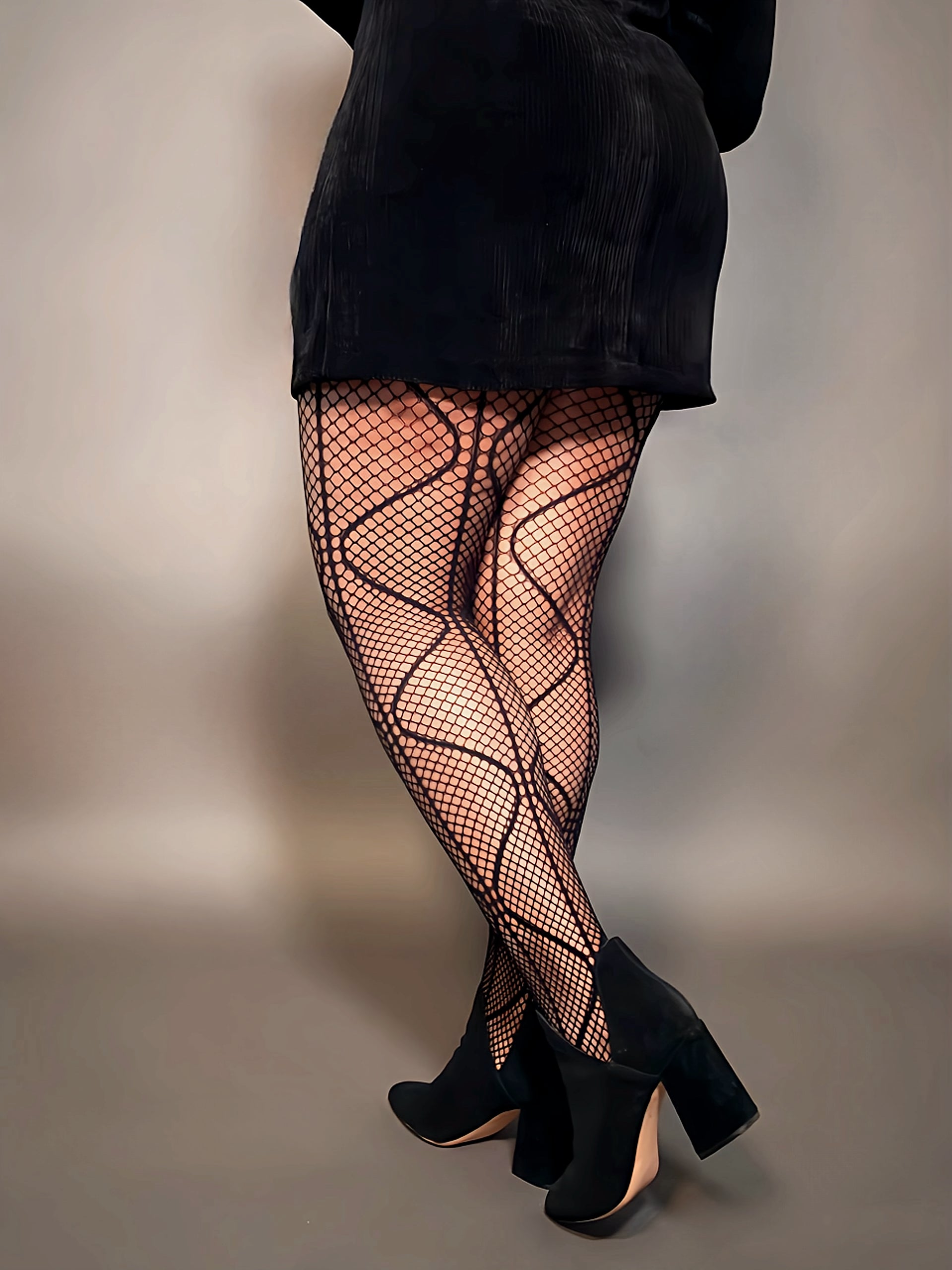 Magnetic Waves Fishnet Tights