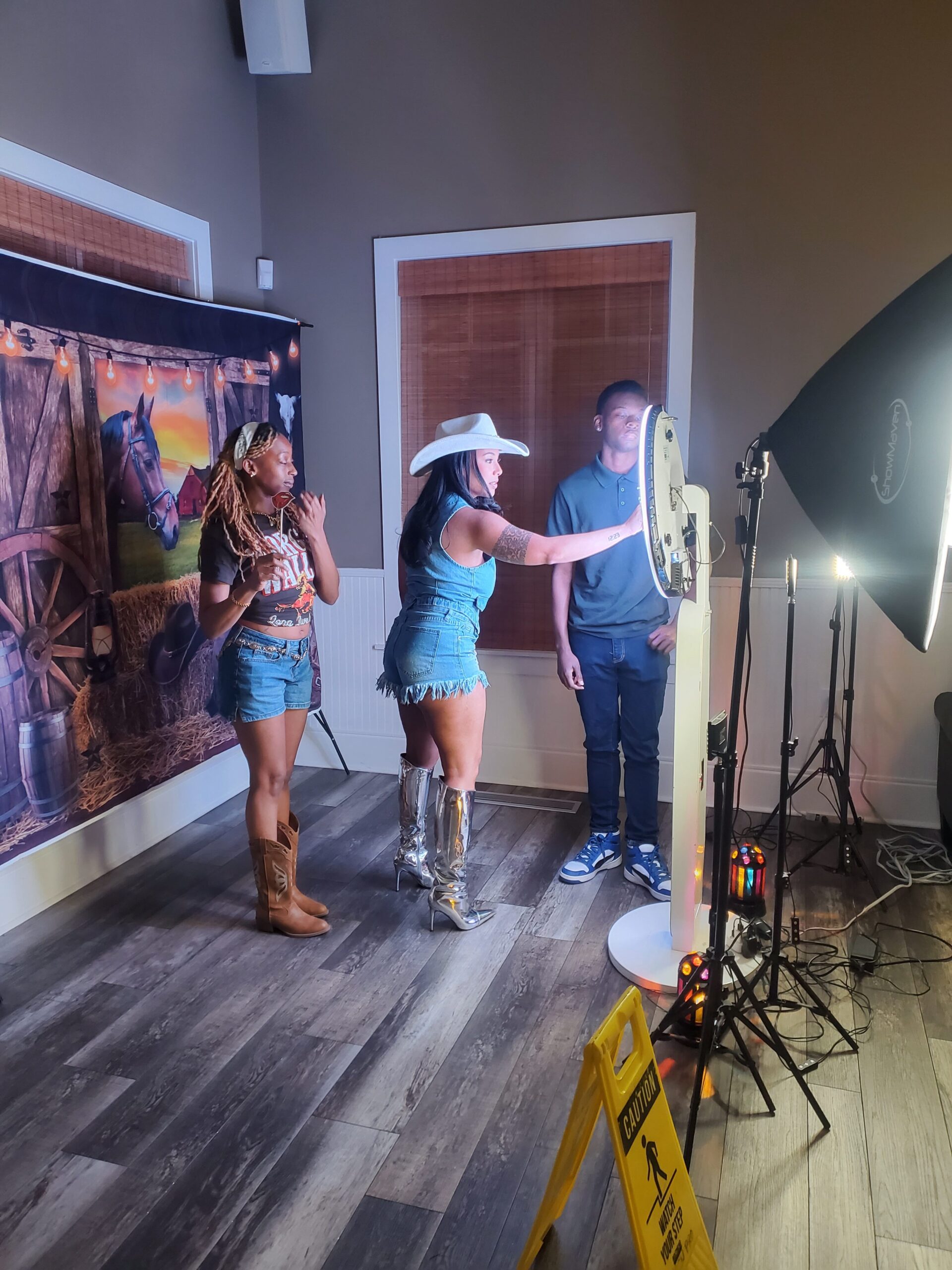 Photobooth Rentals - North & South Carolina - 360 photobooth, character, character visits, Photobooth, photography, selfie, videography