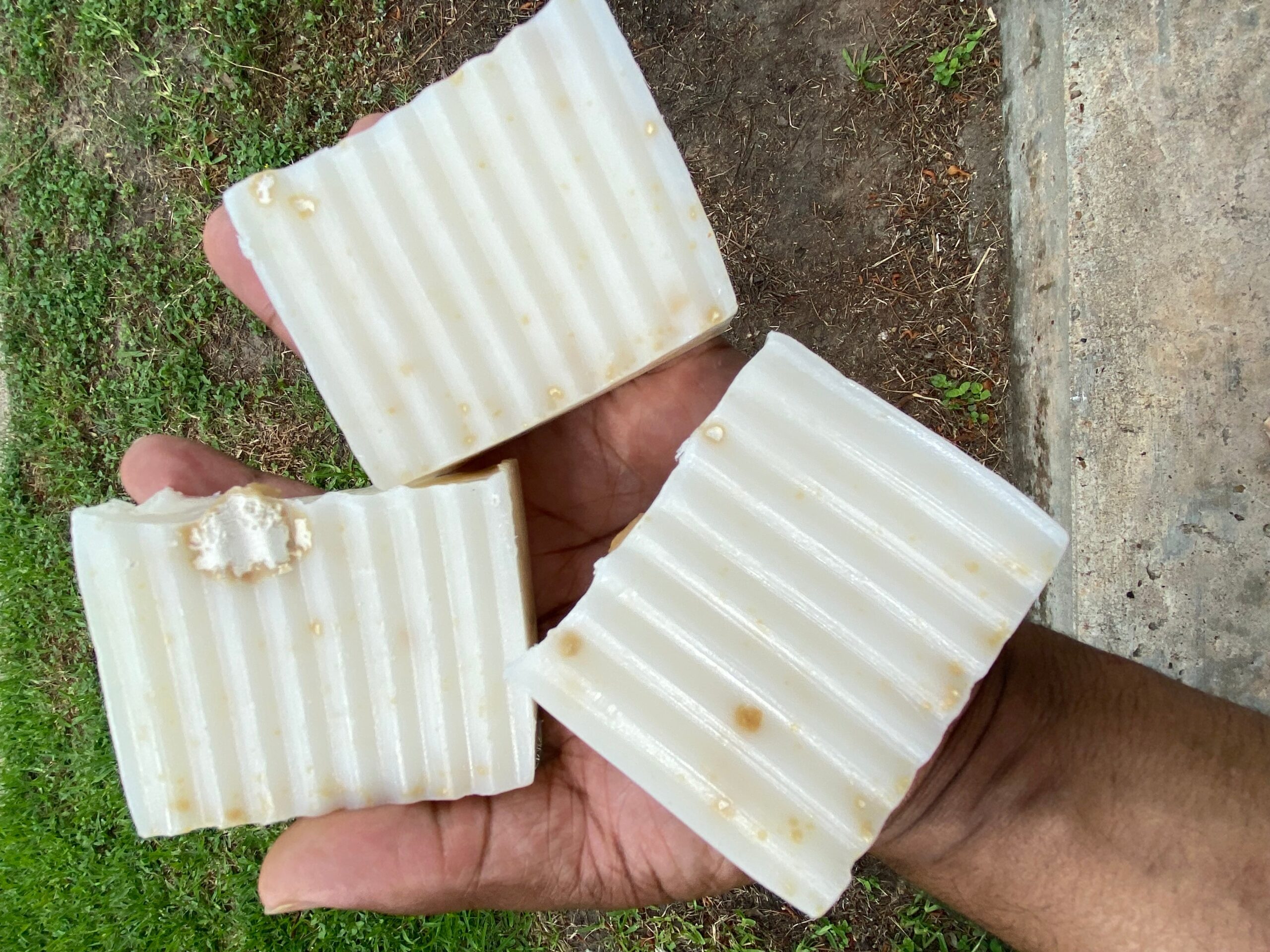 Oatmeal & Honey Soap(Eczema Killer) - Skincare - dry skin, eczema, pimples, Psoriasis, Rashes