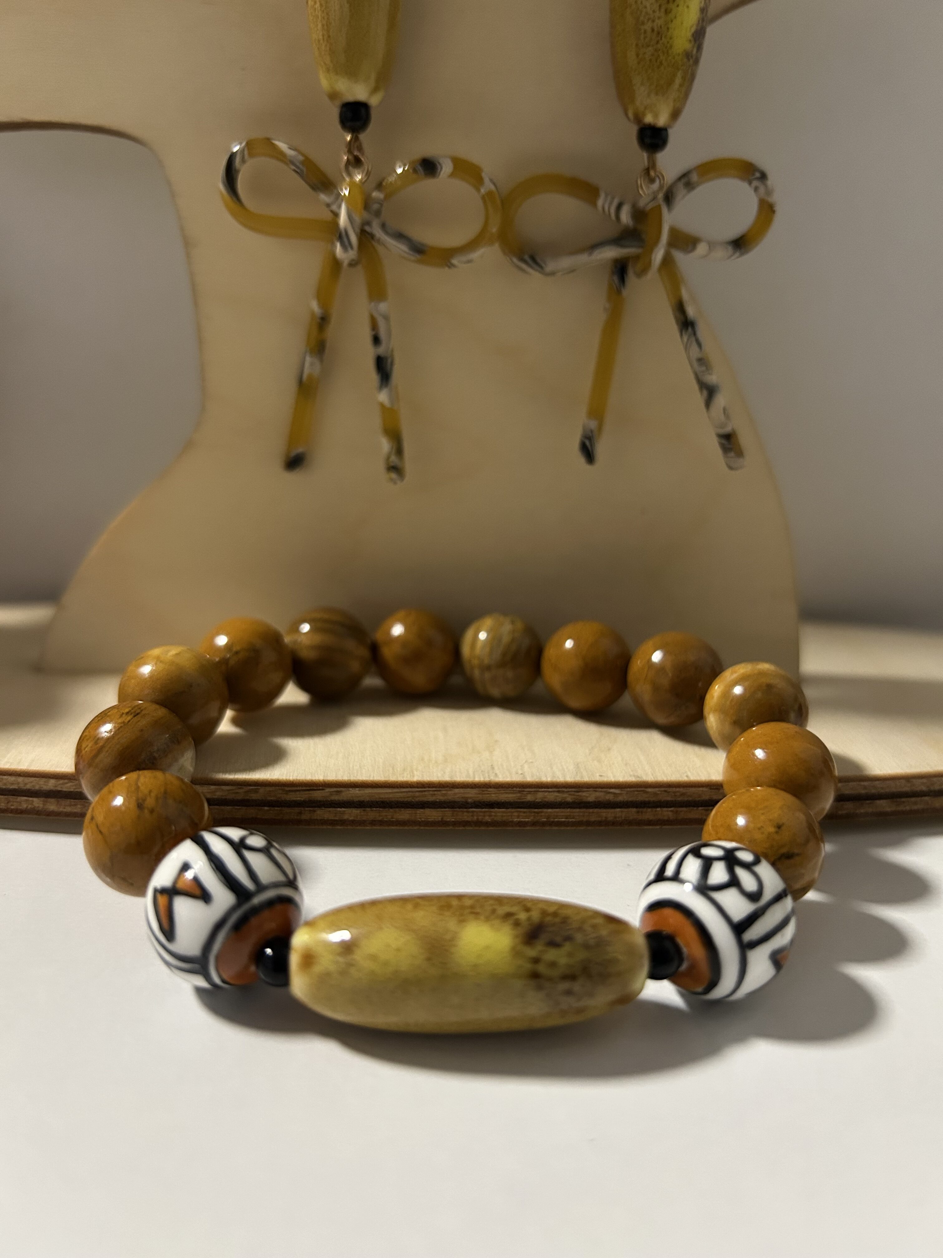 Honey Mustard Bow Set - Fashion, Jewelry, Jewelry ( Handmade ), Earrings (Handmade) - beads, black, bracelets, earrings, gold