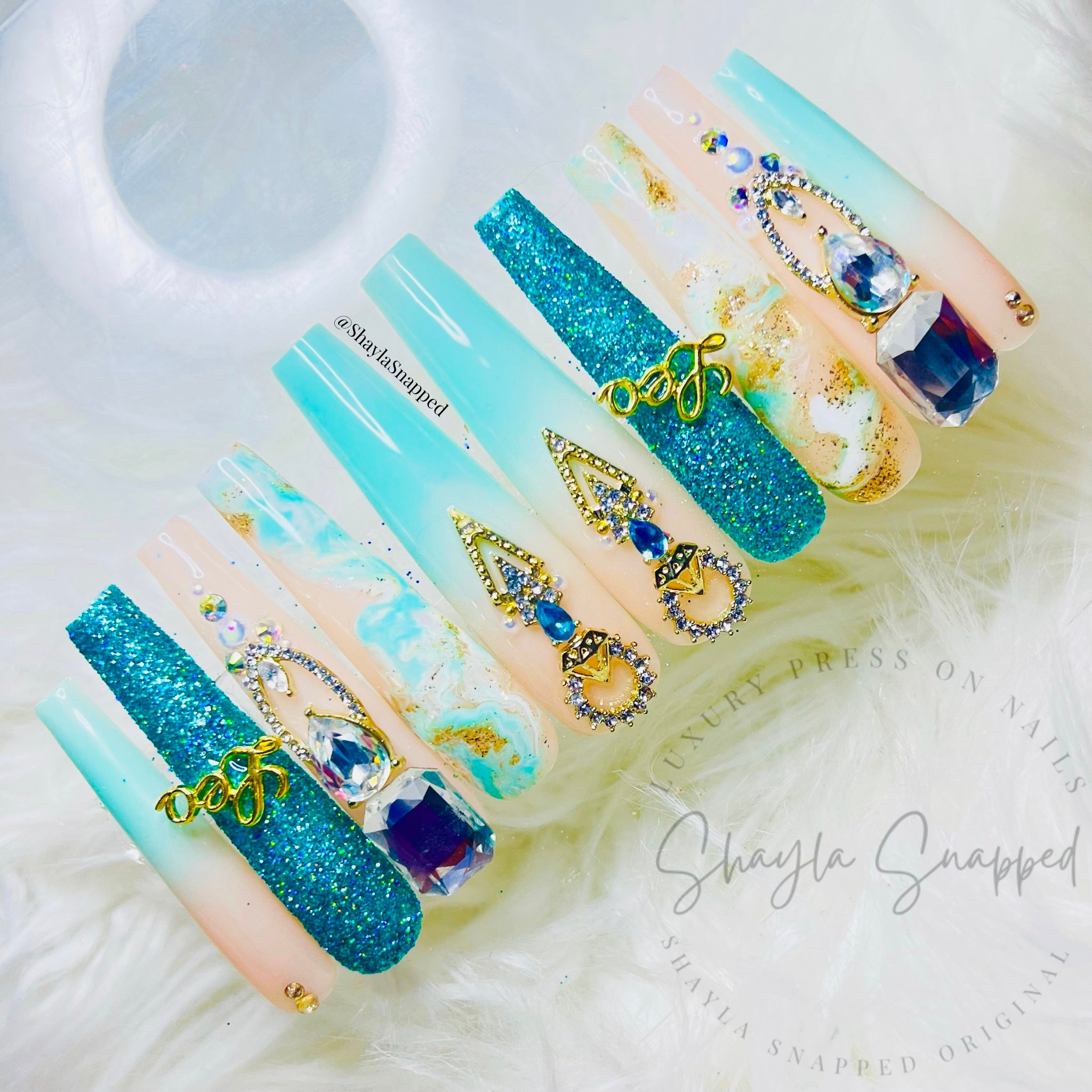 Leo Szn - Nail Press-ons, (Uncategorized)